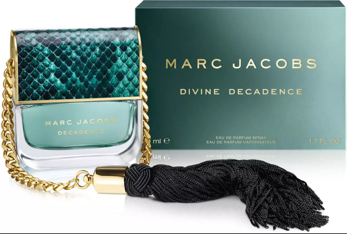 Perfume Marc Jacobs
Divine Decadence Eau De Parfum 100ml