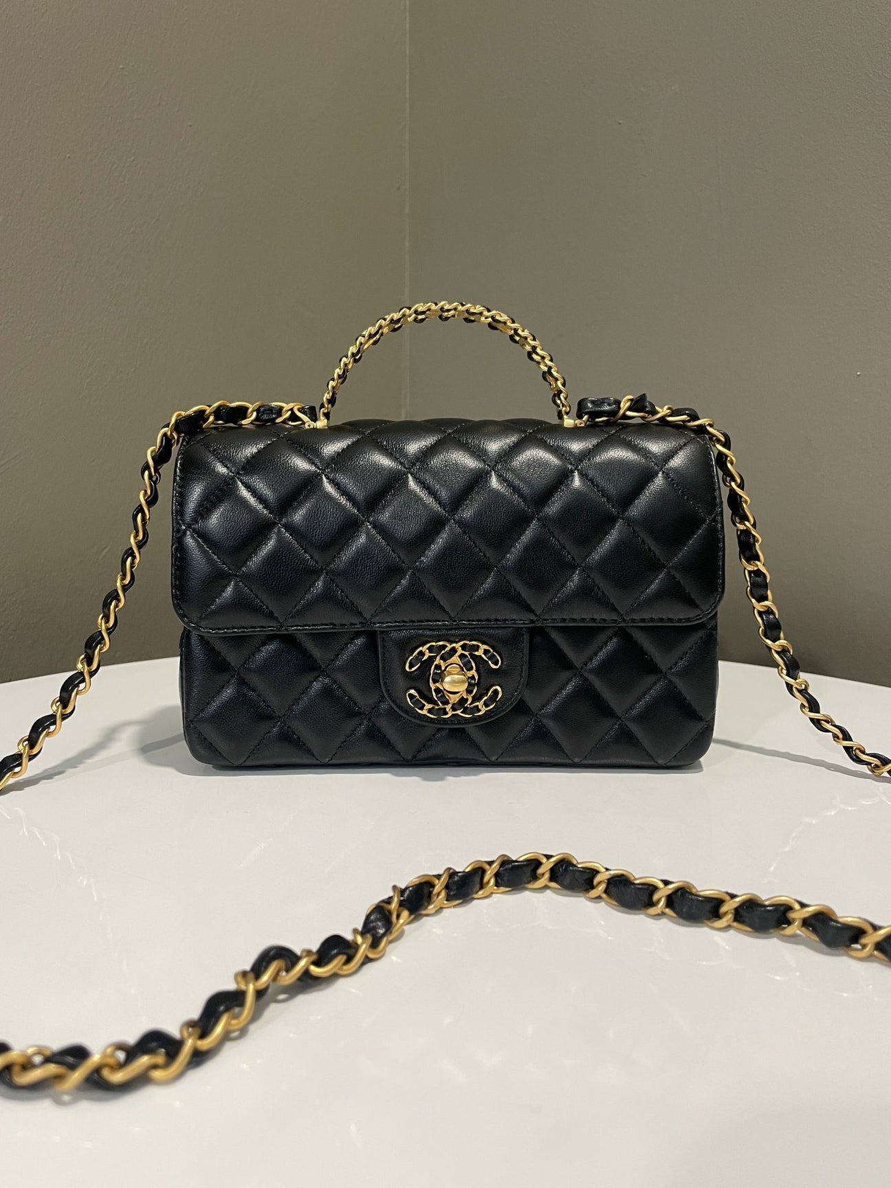 Bolso Chane/l 24C Rectángulo con Asa Superior Negro 9601