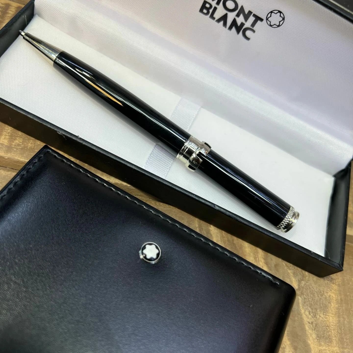 Boligrafo de lujo alta gama Mon/ t bla/nc incluye caja y certificado