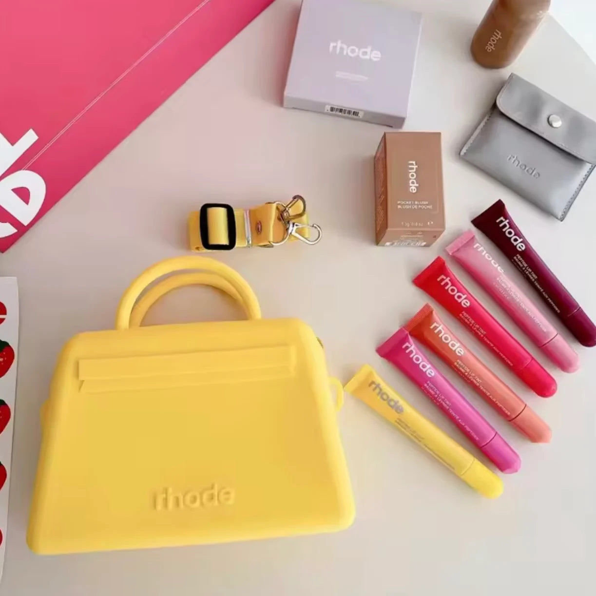 Bolso con Glow Rho/de Lip