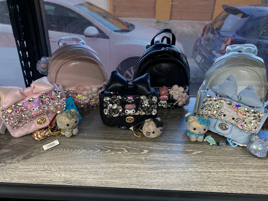 Bolsa Crossbody con pedrería y moño 2201